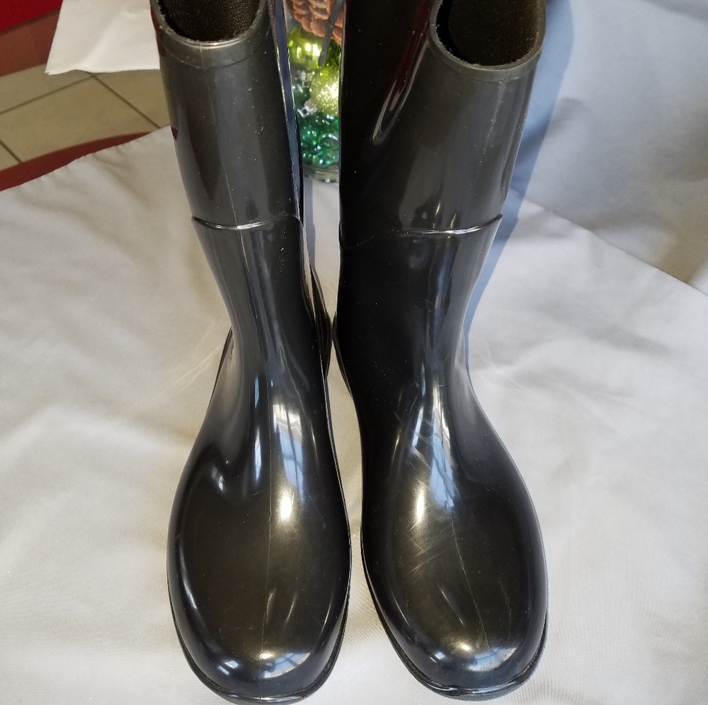 Rain Boots  NWOT